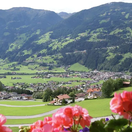 Delightful In With A View Apartment Zell am Ziller