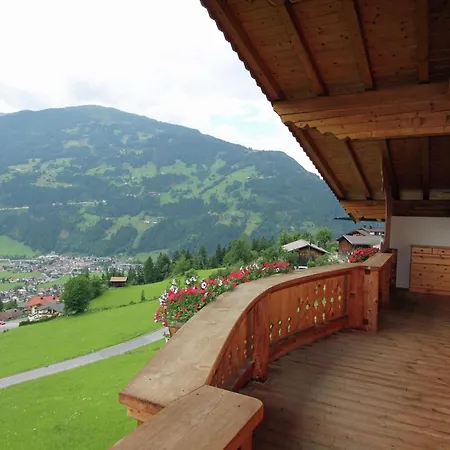 Delightful In With A View Apartment Zell am Ziller